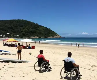Acessibilidade em Arraial do Cabo: Dicas e Informações para um Turismo Inclusivo