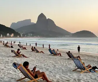 Conectividade em Arraial do Cabo: Internet e Telefonia para Turistas