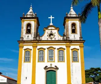 Conheça a Igreja Nossa Senhora dos Remédios: Patrimônio Histórico de Arraial do Cabo