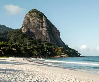 Descubra as Melhores Praias de Arraial do Cabo: Um Guia Completo