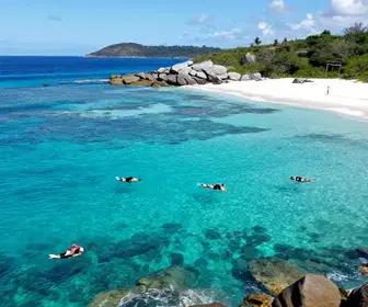 Explorando o Mergulho na Ponta d'Água em Arraial do Cabo