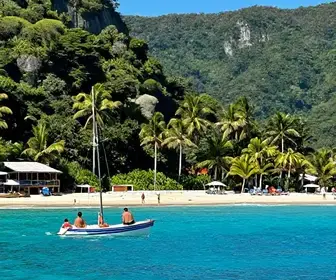 Explorando os Melhores Pontos Turísticos em Arraial do Cabo: Guia Completo