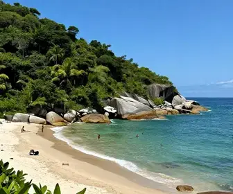 Explorando Ponta da Alcaíra — Arubinha em Arraial do Cabo