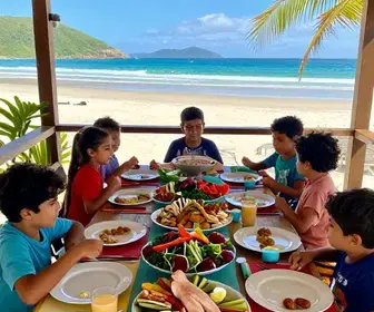 Melhores Restaurantes em Arraial do Cabo para Crianças Melhores Restaurantes em Arraial do Cabo para Crianças