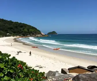 Tudo Sobre a Praia do Pontal em Arraial do Cabo